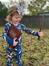 Load image into Gallery viewer, Enchanted World - Zippy