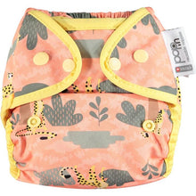 Load image into Gallery viewer, Printed Nappy Bamboo - Cheetah
